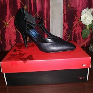 Black heels